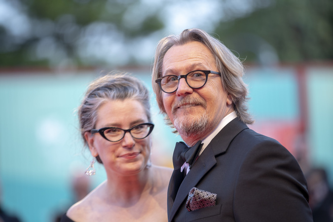 gary oldman ehepartnerin